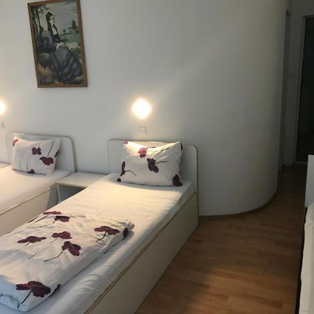 Pension Eclipse Oradea Zewnętrze zdjęcie